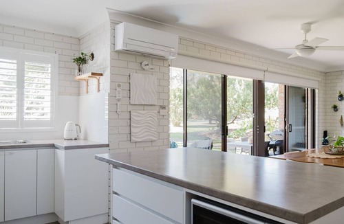 Mollymook Beach Apartment | Beachlife - Steps to Mollymook Beach