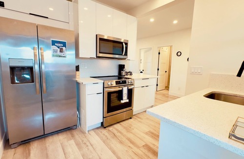 East Daytona Condo | Beachline Breeze on the Strip