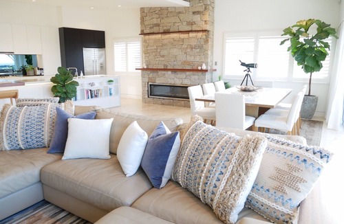 Terrigal Apartment | Beachousesix Terrigal/Heated Pool & Best location