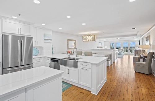 Gulf District Condo | Beachside 10! Beachfront In Watercolor! Gulf Views! Bikes!