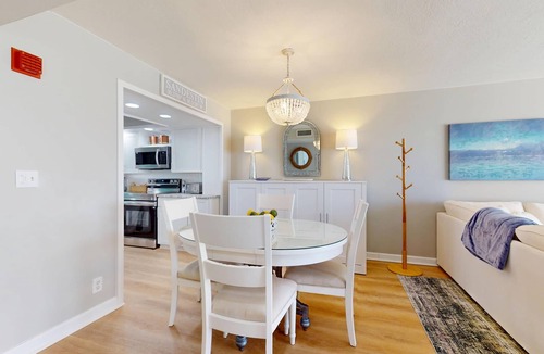 Sandestin Condo | Beachside 2 4283 ~ Gorgeous & Updated Beachfront Destin condo