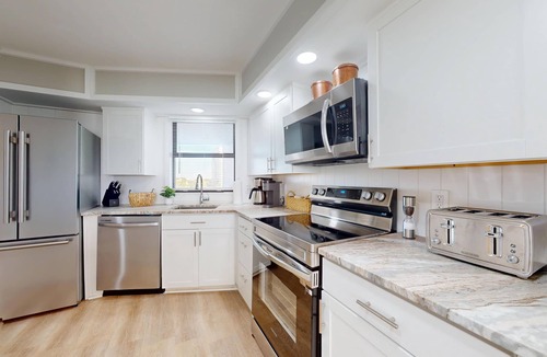 Sandestin Condo | Beachside 2 4283 ~ Gorgeous & Updated Beachfront Destin condo