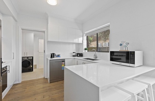 Glenelg South Apartment | Beachside 3-Bed Retreat with BBQ & Garage