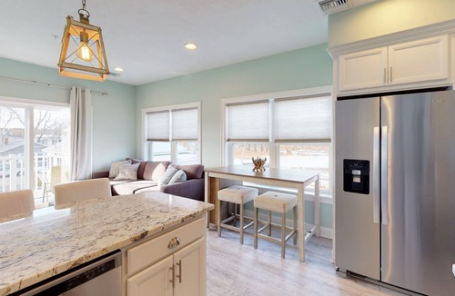 Ocean Park Condo | Beachside Abode 2B