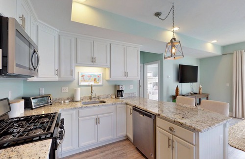 Ocean Park Condo | Beachside Abode 2B