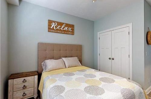 Ocean Park House | Beachside Abode 1A by Bayley Vacation Rentals