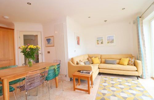 Treyarnon House | Beachside apartment, sea views