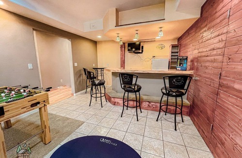 Phillips Apartment | Beachside at Long Lake North