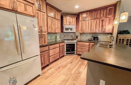 Phillips Apartment | Beachside at Long Lake North