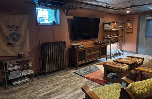 Park Point Apartment | Beachside Basement Apartment