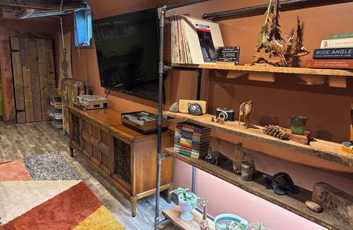 Park Point Apartment | Beachside Basement Apartment