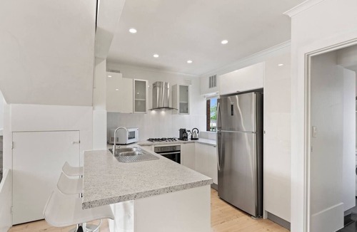 Semaphore Park House | Beachside Beauty Iconic Beachfront Panorama