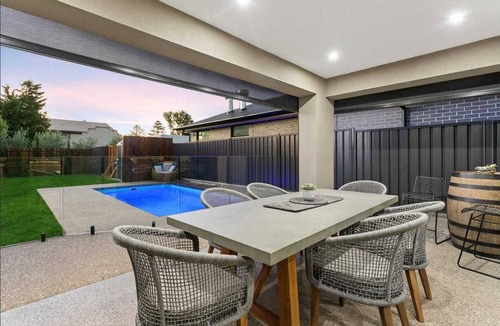 Semaphore Park House | Beachside Beauty in Semaphore South