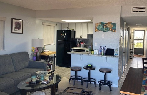 Ormond-by-the-Sea Condo | Beachside Beauty