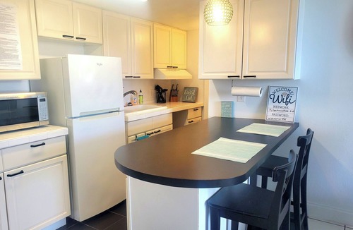 Silver Terrace Condo | *"Beachside Bliss: Ocean Views & Endless Fun in Daytona!"*