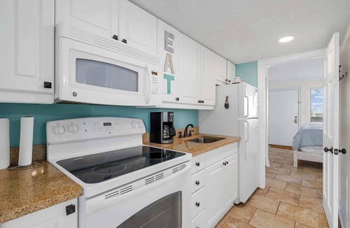 Myrtle Beach Apartment | Beachside Bliss: Private 1-Bedroom Hideaway
