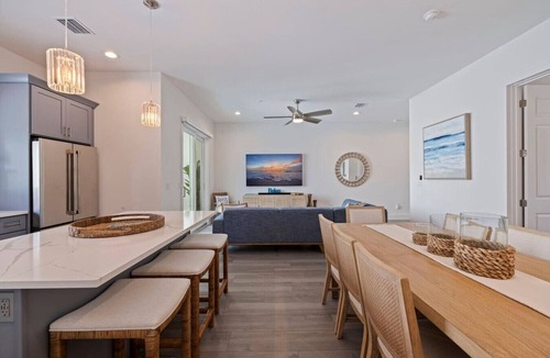 Madeira Beach Villa | Beachside Bliss | Rooftop Gulf Views & Fun Vibes
