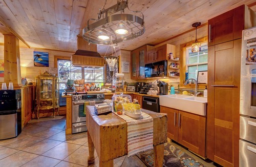 Folly Beach House | Beachside Boutique Inn
