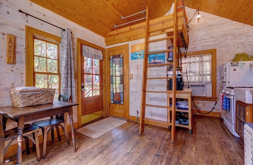 Folly Beach House | Beachside Boutique Inn