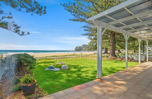 Avoca Beach Apartment | Beachside Bungalow #5
