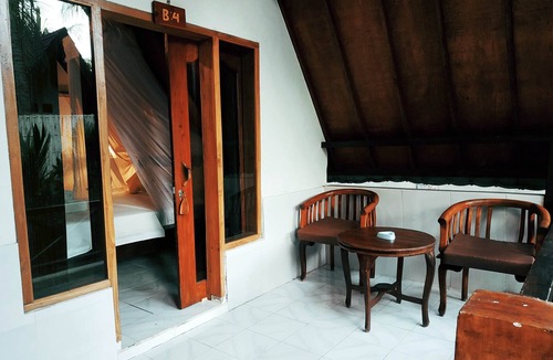 Gili Air House | Beachside Bungalow with diving facilities