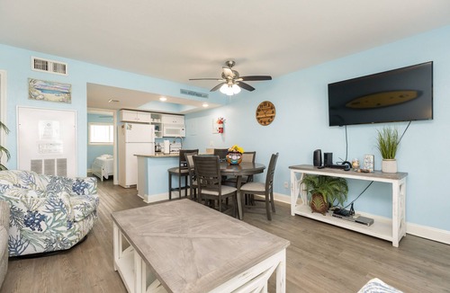 Corpus Christi Condo | Beachside Condo | Heated Pool, Hot Tub & Dune Views
