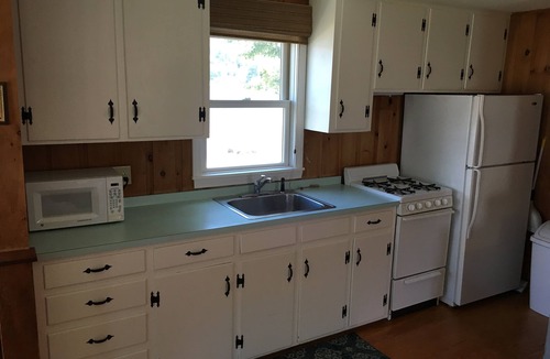 Bristol Cottage | Beachside Cottage on Newfound Lake