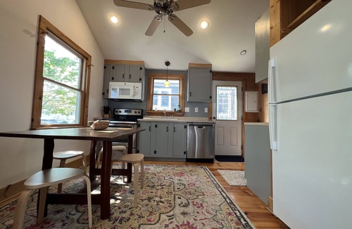 Cologne Cottage | Beachside Cottage