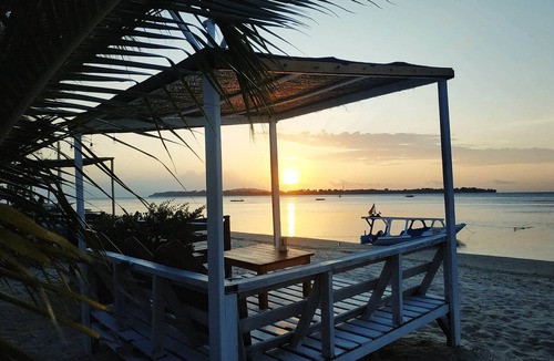 Gili Air Cottage | Beachside cottages with diving facilities