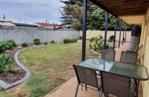 Christies Beach Apartment | Beachside Escape Right On The Esplanade