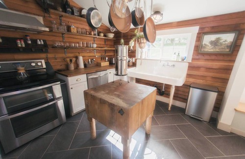 South Colby House | Beachside Escape w/Kayaks | Access to Seattle