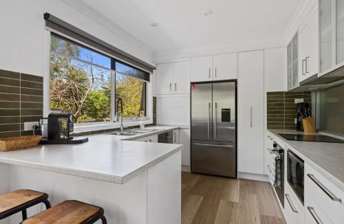 Inverloch House | Beachside Family Haven