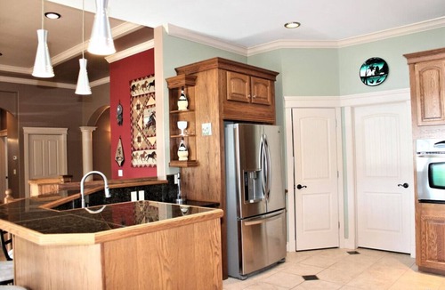 Oroville House | Beachside Oasis, Oroville