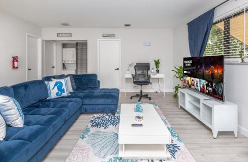 Harbordale Apartment | Beachside Parking - Las Olas, Airport, Port Evg