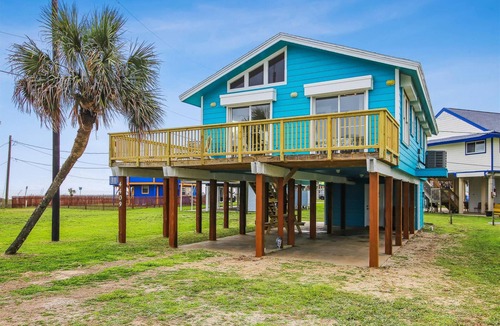 Bermuda Beach Cottage | Beachside Pearl by Ryson Vacation Rentals