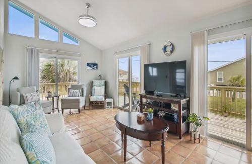 Bermuda Beach House | Beachside Pearl