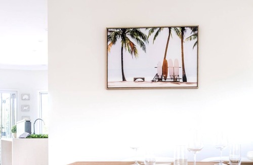 Twin Waters House | Beachside Resort Luxury Living