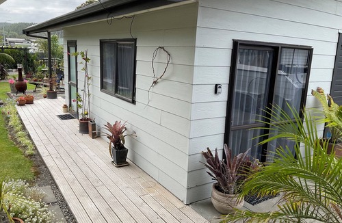 Eskdale Apartment | Beachside Studio close to cafes & wineries