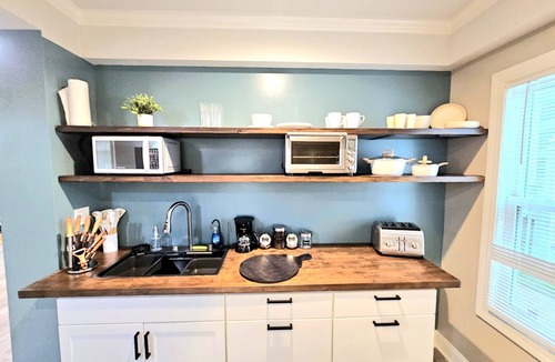 Norfolk Apartment | Beachside Studio Retreat