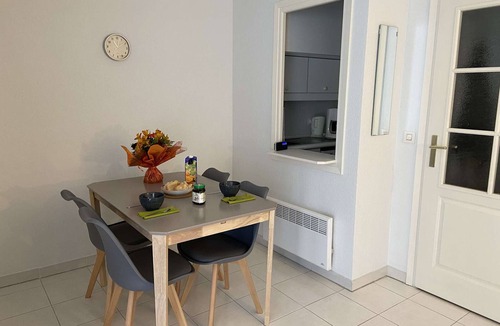 Frejus Plage Apartment | Beachside Studio with Pool, Terrace & A/C in Fréjus