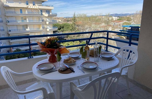 Frejus Plage Apartment | Beachside Studio with Pool, Terrace & A/C in Fréjus