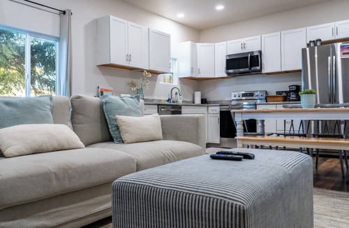 Crescent City North House | Beachside Suite at Lipowitz