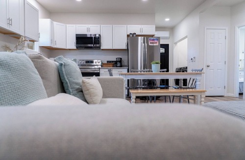 Crescent City North House | Beachside Suite at Lipowitz
