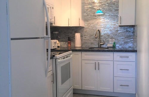 Key Colony Beach Apartment | Beachside Unit 39 - Key Colony