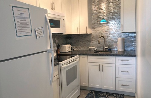 Key Colony Beach Apartment | Beachside Unit 39 - Key Colony