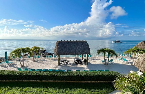 Key Colony Beach Apartment | Beachside Unit 33 - Key Colony