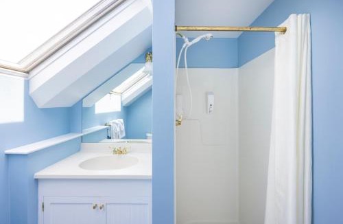 Falmouth Hotel | Beachside Village Resort