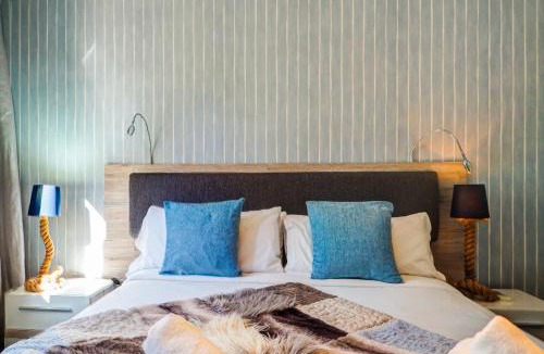 Sitges Town Center Apartment | Beachstyle Penthouse by Hello Homes Sitges