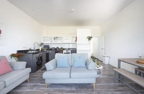 Crantock House | Beachview Apartment 8, Crantock,Newquay