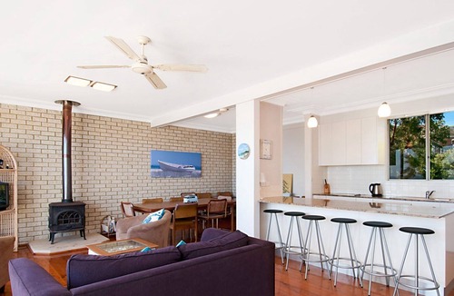 Killcare Heights House | Beachview by HolidayCo.